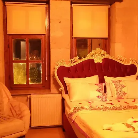 Born 3* أوروغوبْ