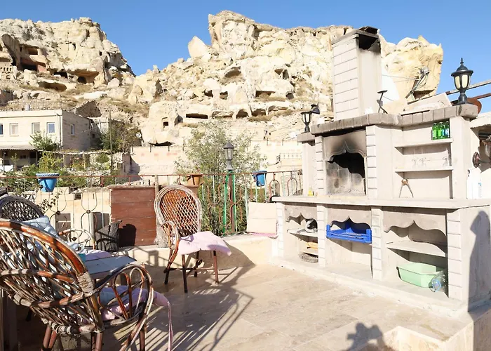 Born בית הארחה