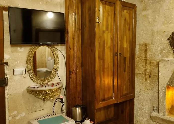 Born בית הארחה