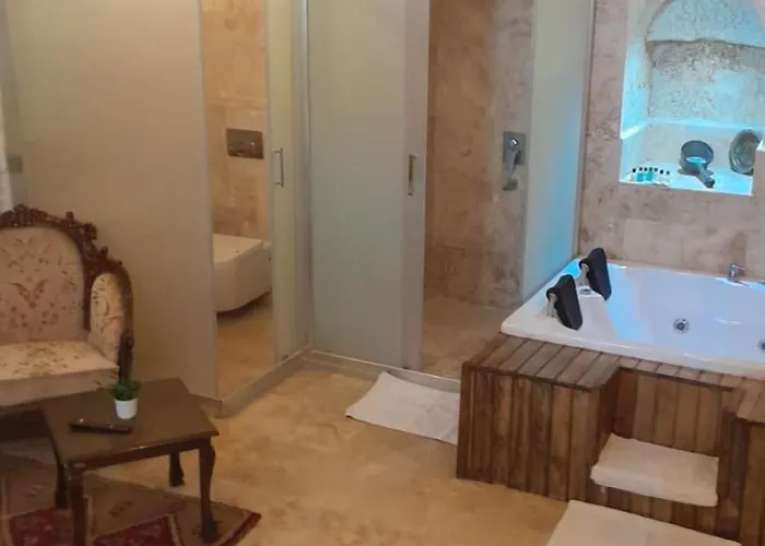 Born בית הארחה